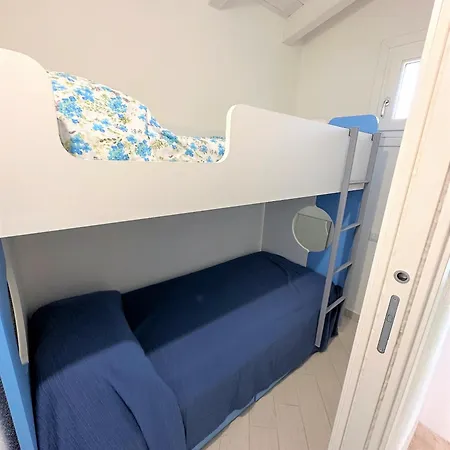 Affittimoderni Bouganville Vibo09 *